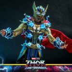 Descubre el apasionante mundo de Figura Thor Love and Thunder Deluxe.