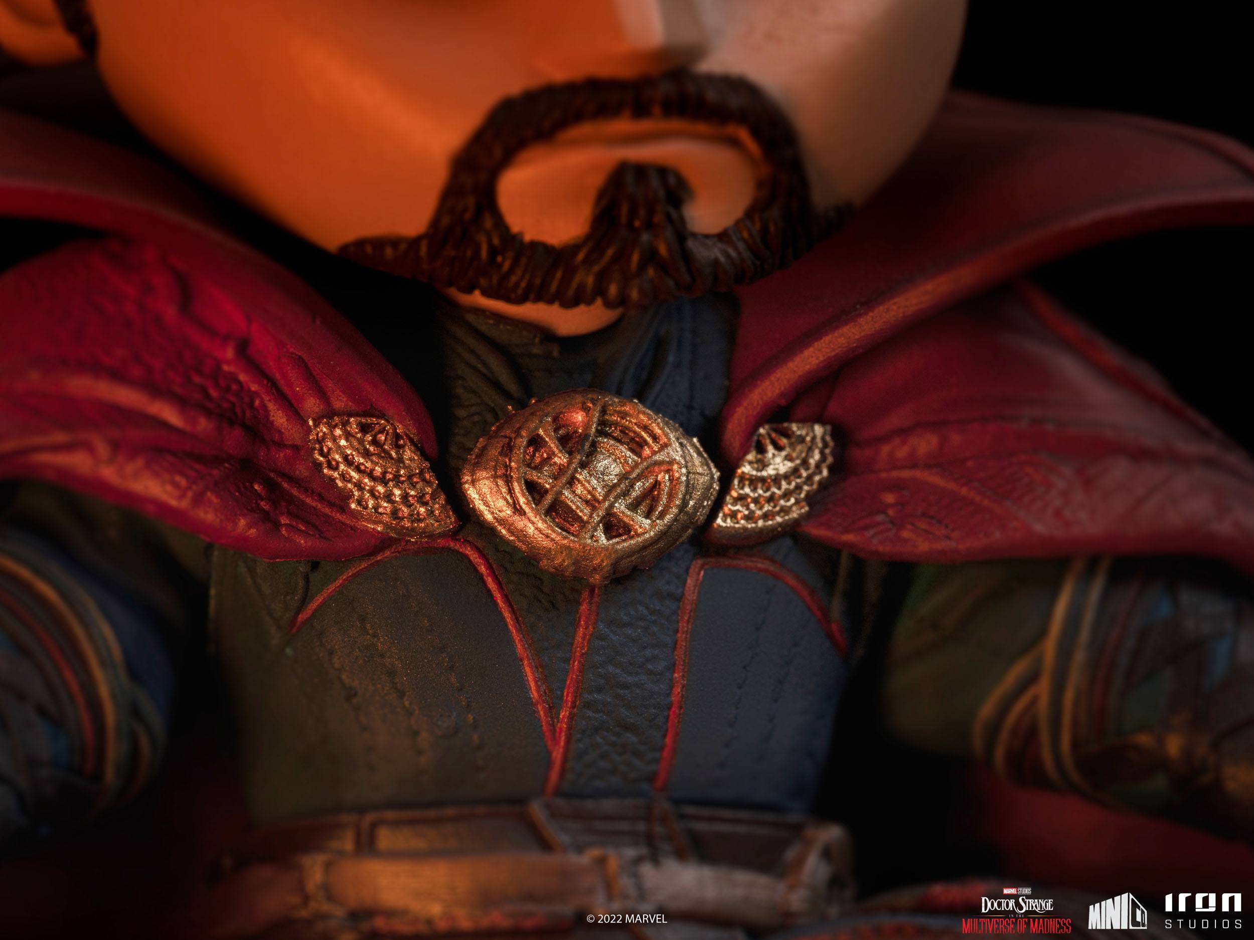 Descubre el apasionante mundo de Minifigura Mini Co Stephen Strange.