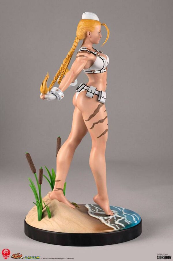 Descubre el apasionante mundo de Estatua Cammy Player 2 44cm.