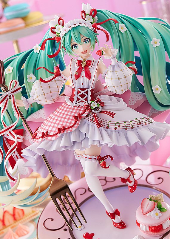 Descubre el apasionante mundo de Estatua Hatsune Miku 15th Anniversary.