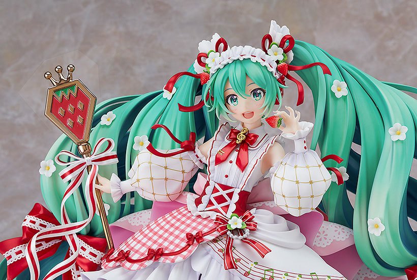 Descubre el apasionante mundo de Estatua Hatsune Miku 15th Anniversary.