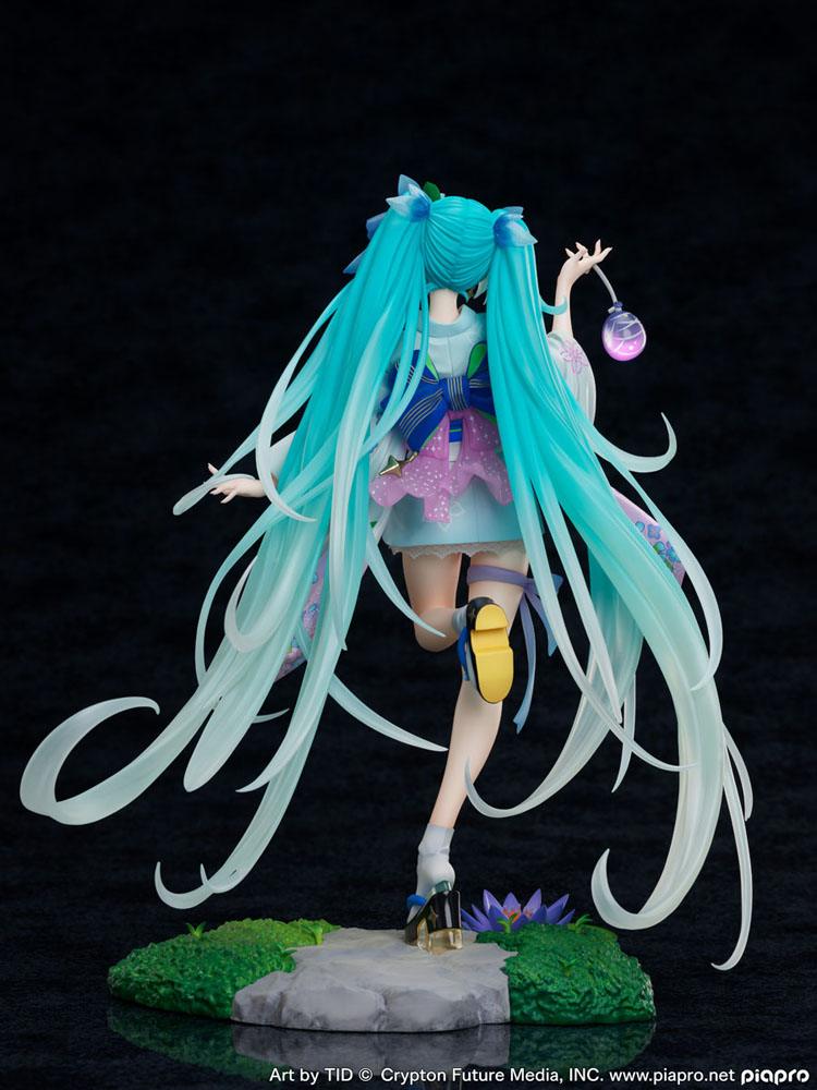 Descubre el apasionante mundo de Estatua Hatsune Miku Summer Fireworks.