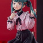 Descubre el apasionante mundo de Estatua Hatsune Miku The Vampire.