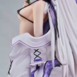 Descubre el apasionante mundo de Estatua Original Character Petunia.