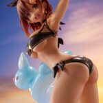 Descubre el apasionante mundo de Estatua Ryza Black Swimwear Tanned.