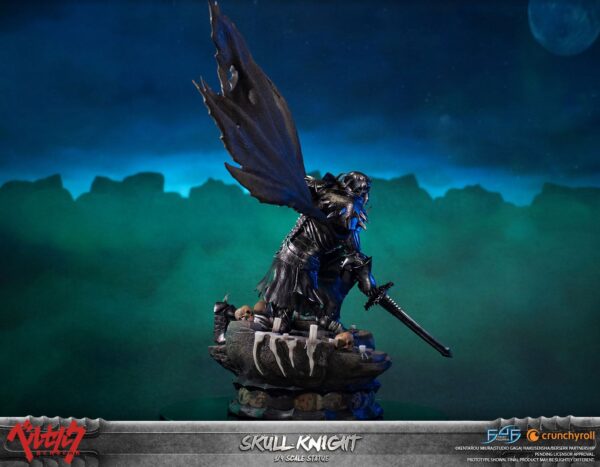 Descubre el apasionante mundo de Estatua Skull Knight 81cm.