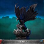 Descubre el apasionante mundo de Estatua Skull Knight 81cm.