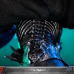 Descubre el apasionante mundo de Estatua Skull Knight 81cm.