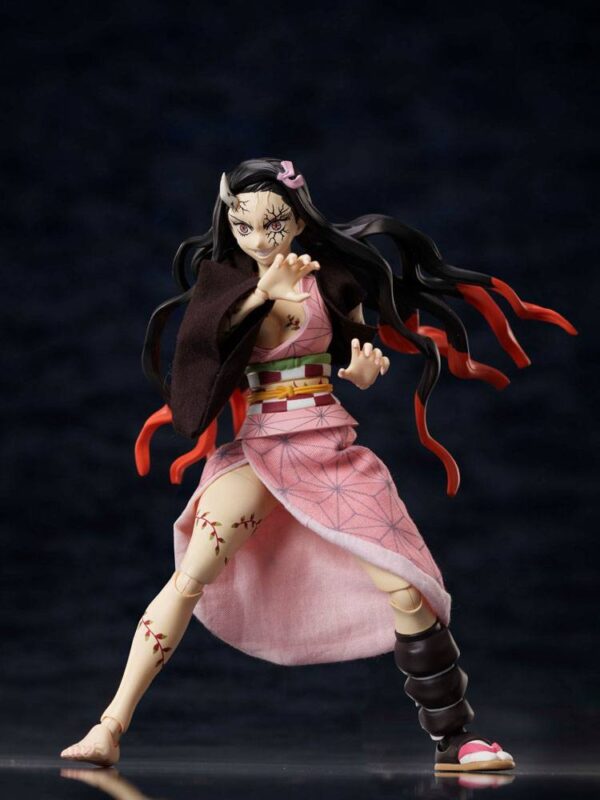 Descubre el apasionante mundo de Figura BUZZmod Nezuko Kamado Demon Advancing.