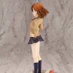Descubre el apasionante mundo de Estatua Misaka Mikoto Kotobukiya Luxury.