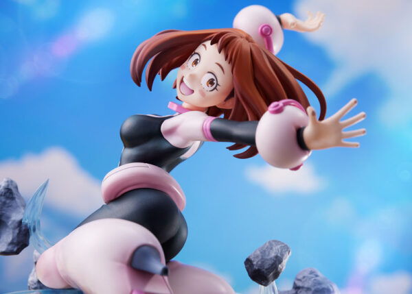 Descubre el apasionante mundo de Estatua Ochaco Uraraka 23cm.
