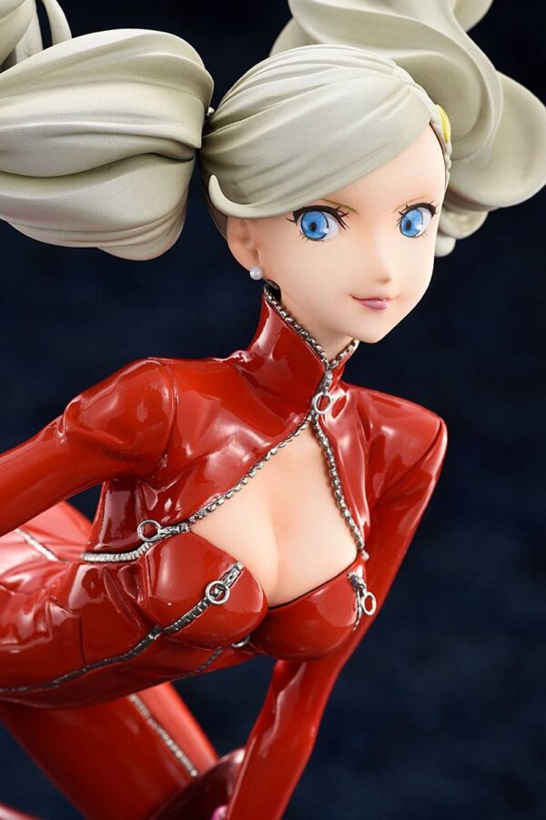 Descubre el apasionante mundo de Estatua Persona Anne Takamaki Phantom Thief.