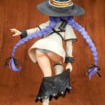 Descubre el apasionante mundo de Estatua Roxy Migurdia Dressing Mode.