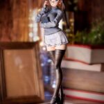 Descubre el apasionante mundo de Estatua Akituski Kurumi illustration Matarou.