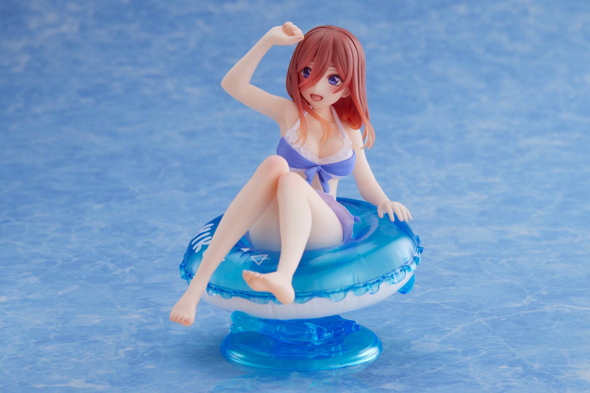 Descubre el apasionante mundo de Estatua Aqua Float Girls Miku Nakano.