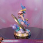 Descubre el apasionante mundo de Estatua Dark Magician Girl Pastel Edition.