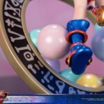 Descubre el apasionante mundo de Estatua Dark Magician Girl Vibrant Edition.