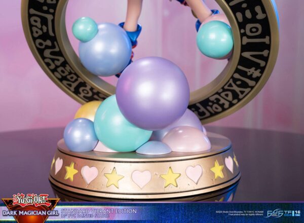 Descubre el apasionante mundo de Estatua Dark Magician Girl Vibrant Edition.