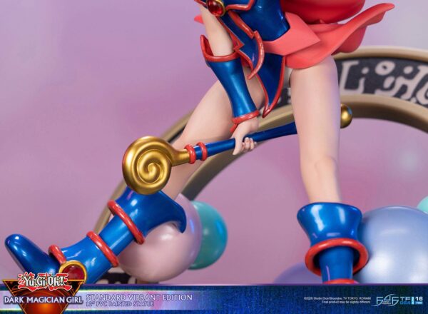Descubre el apasionante mundo de Estatua Dark Magician Girl Vibrant Edition.