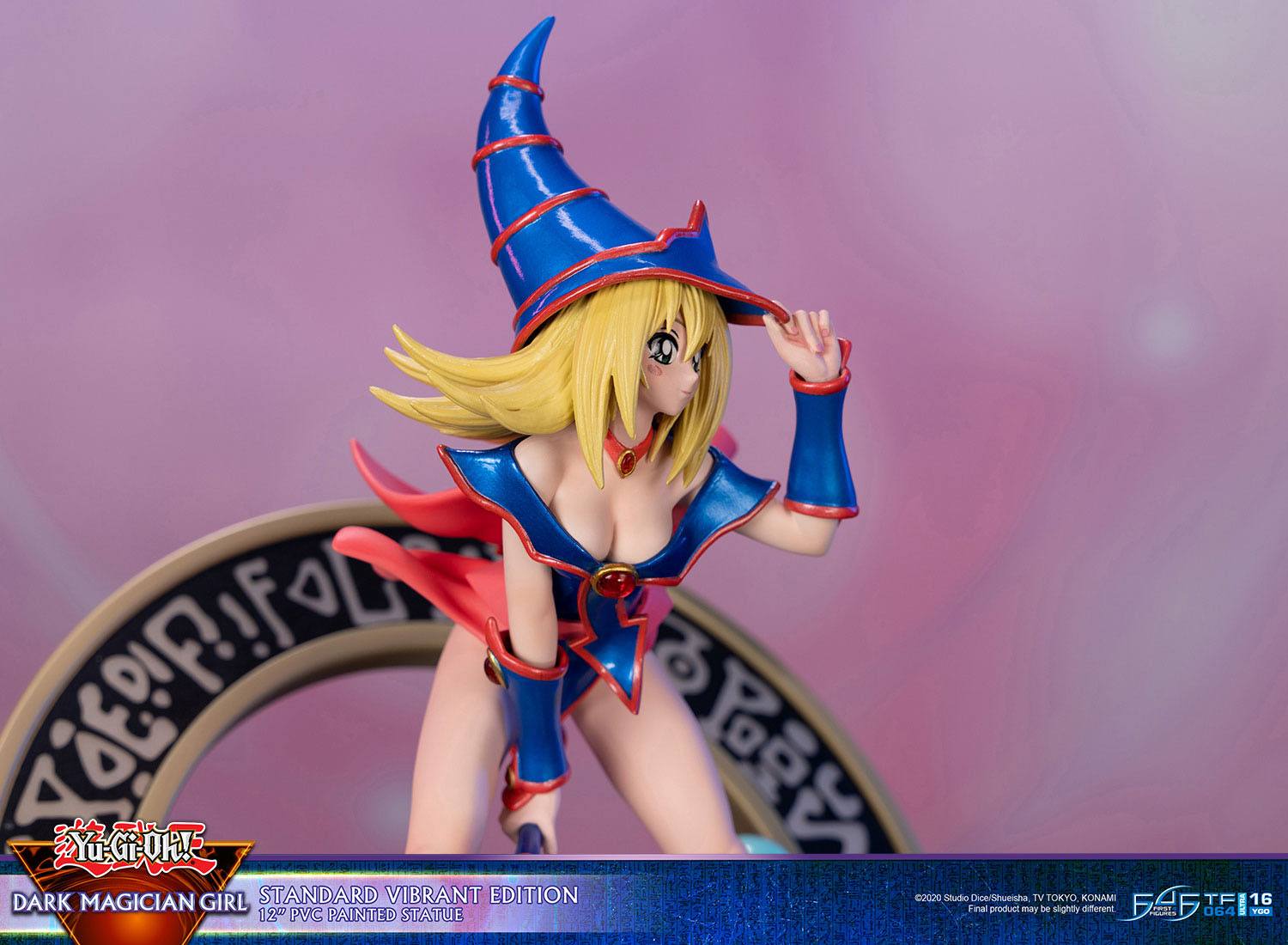 Descubre el apasionante mundo de Estatua Dark Magician Girl Vibrant Edition.