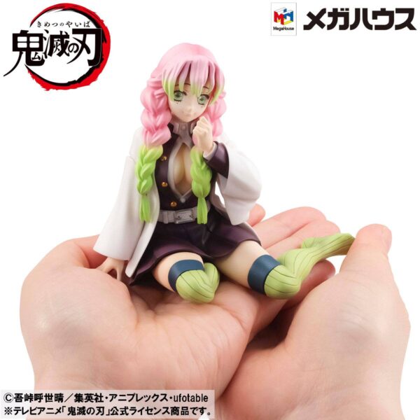 Descubre el apasionante mundo de Estatua GEM Kanroji-san Palm.