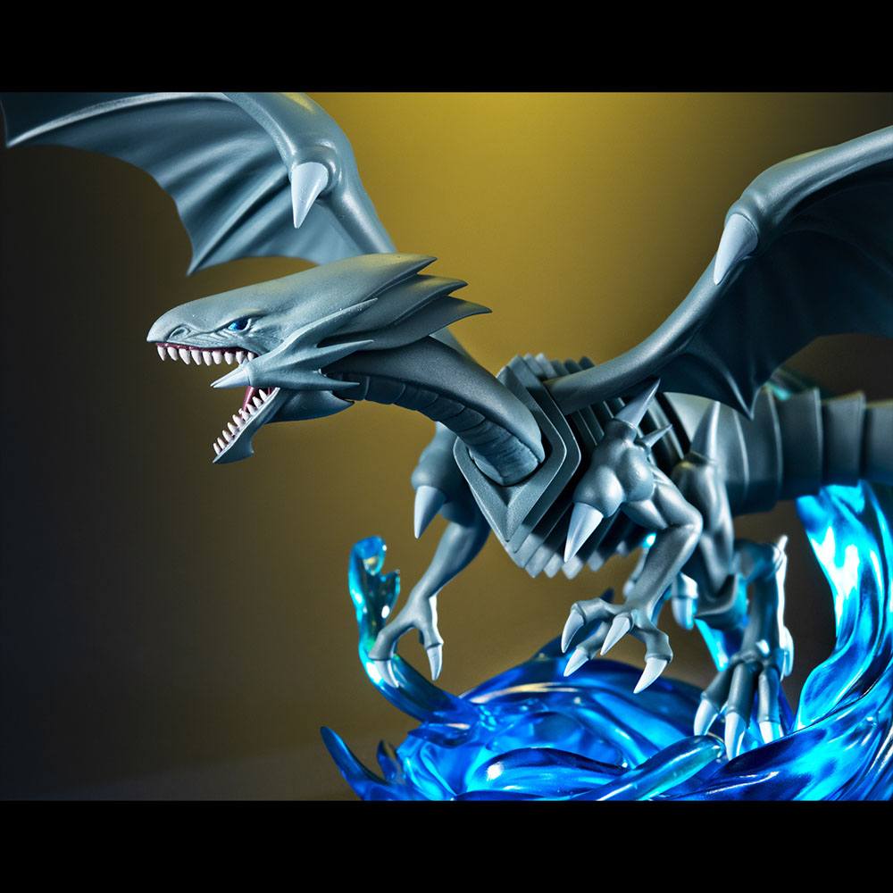 Descubre el apasionante mundo de Estatua Monsters Chronicle White Dragon.