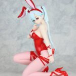 Descubre el apasionante mundo de Estatua Neala Red Rabbit by MaJO.