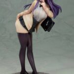 Descubre el apasionante mundo de Estatua Yuri Kamijo 26 cm.