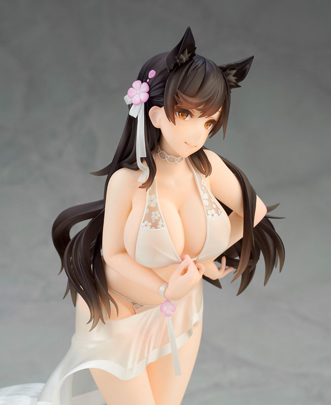 Descubre el apasionante mundo de Estatua Azur Lane Atago at the Beach.
