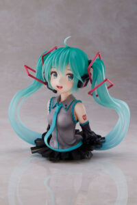 Descubre el apasionante mundo de Estatua Bust Up Mikus Day Anniversary.