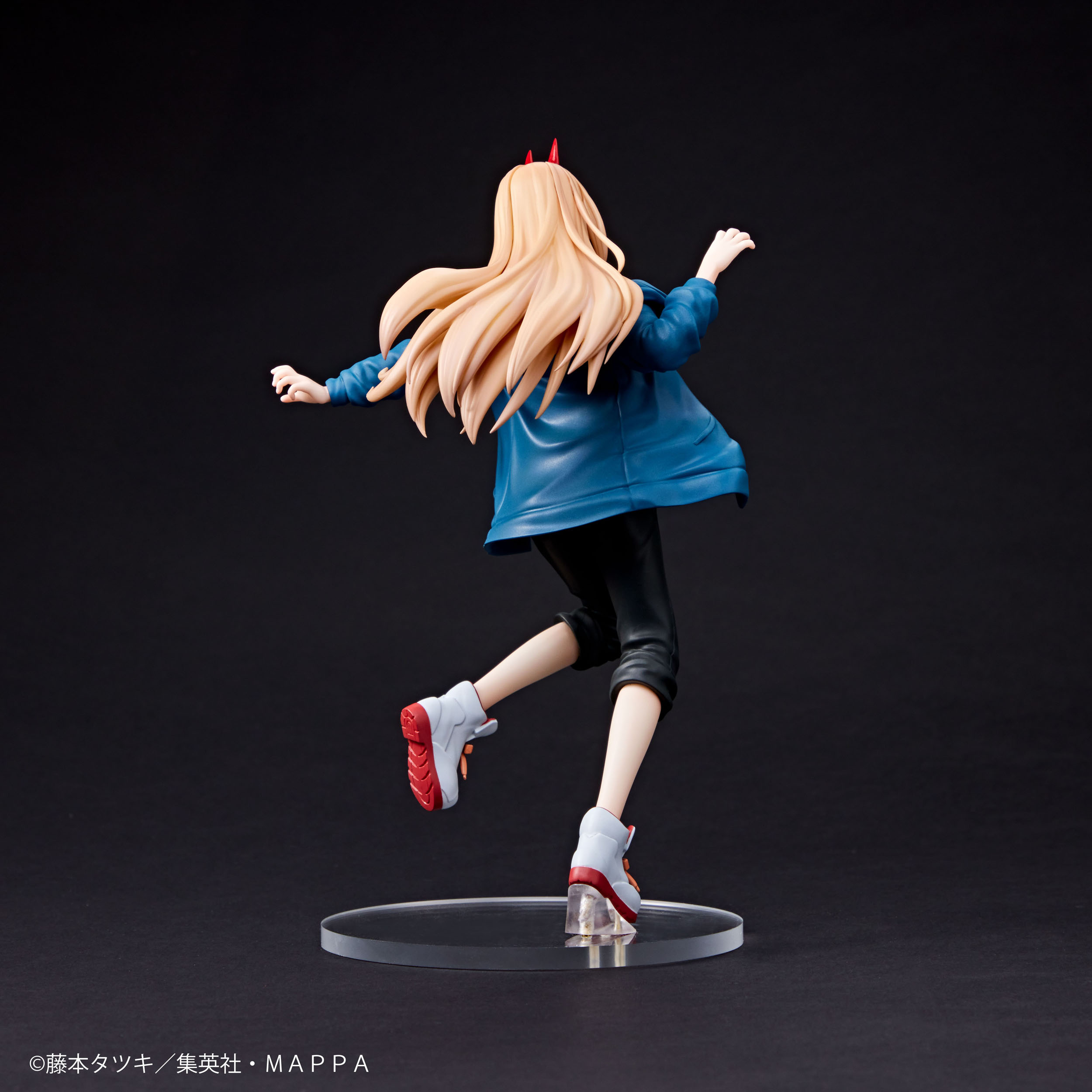 Descubre el apasionante mundo de Estatua Chainsaw Man Power.