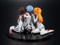 Descubre el apasionante mundo de Estatua Evangelion Asuka Rei Mari Newtype.