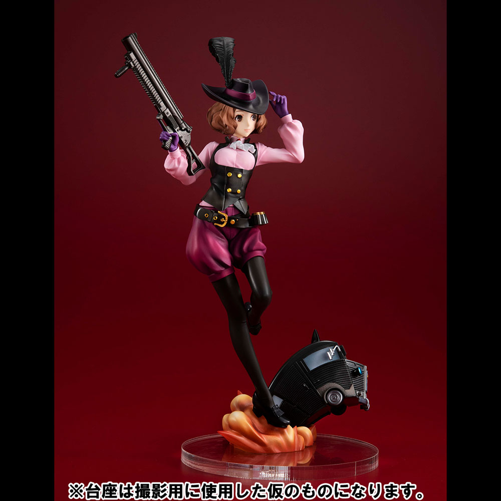 Descubre el apasionante mundo de Estatua Persona Lucrea Noir y Morgana Car.