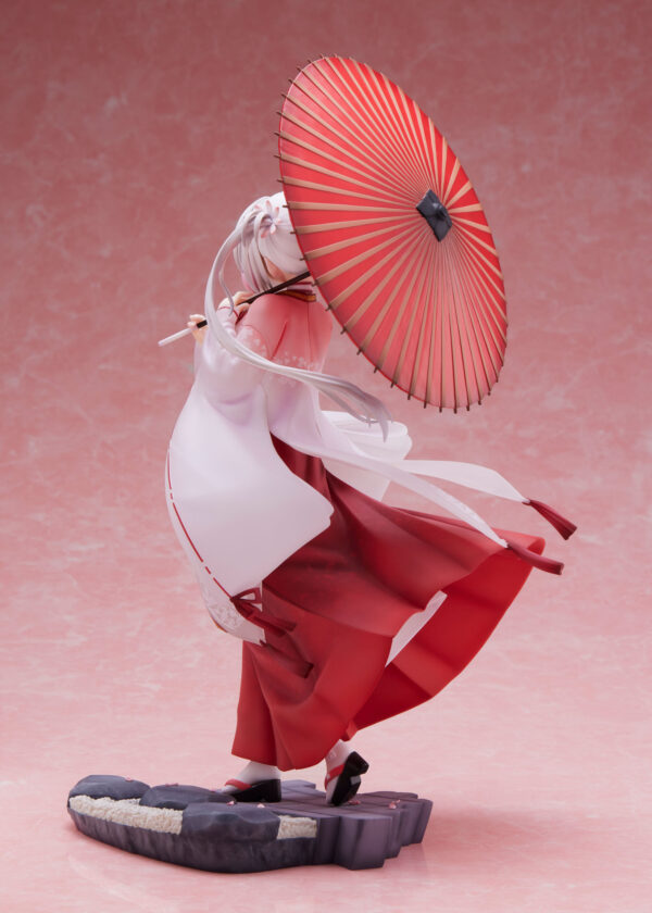 Descubre el apasionante mundo de Estatua Senren Banka Yoshino Tomotake.