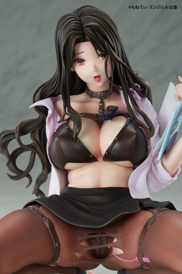 Descubre el apasionante mundo de Estatua Teacher Ikuko Ooeyama by Monethi.
