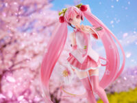 Descubre el apasionante mundo de Figura Sakura Miku Newly Drawn 2021.