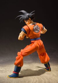 Descubre el apasionante mundo de Figura SH Figuarts Goku Saiyan Raised.