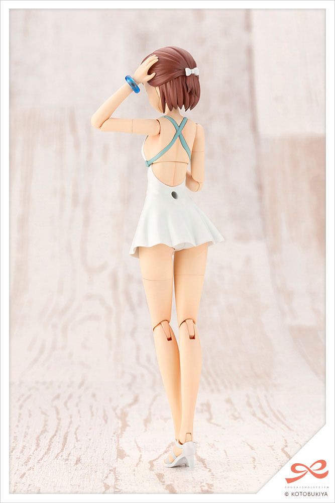 Descubre el apasionante mundo de Maqueta Koyomi Takanashi Swim Style.