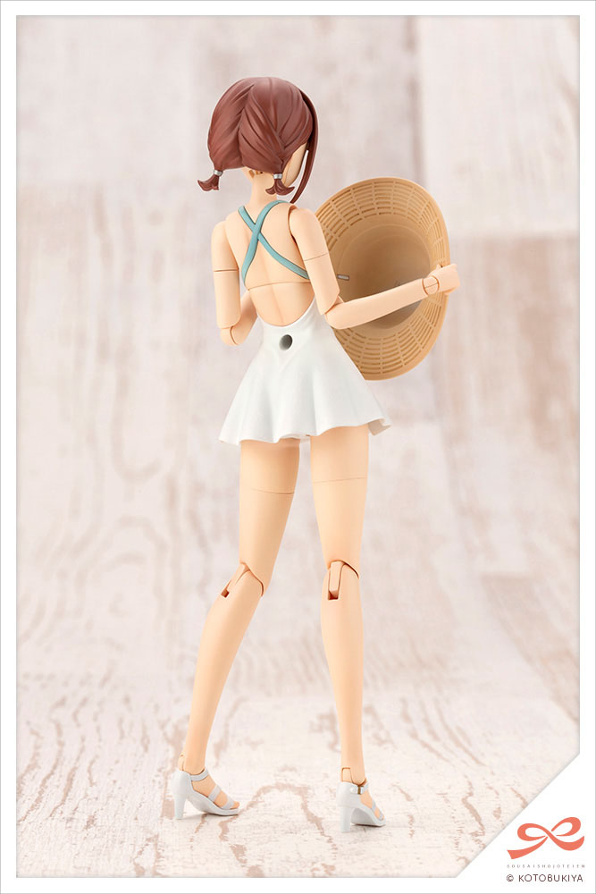 Descubre el apasionante mundo de Maqueta Koyomi Takanashi Swim Style.