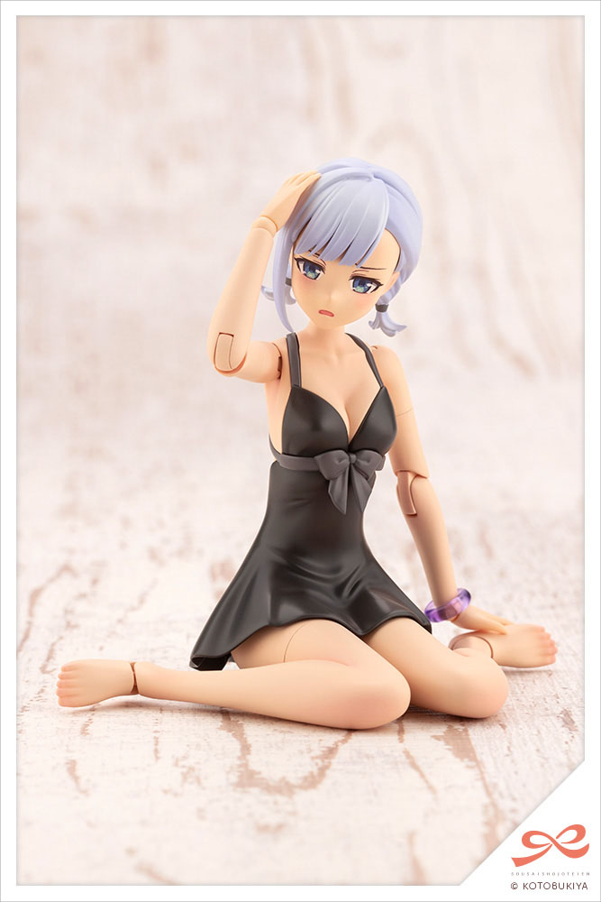 Descubre el apasionante mundo de Maqueta Koyomi Takanashi Swim Style Black.