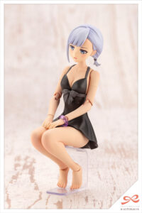Descubre el apasionante mundo de Maqueta Koyomi Takanashi Swim Style Black.