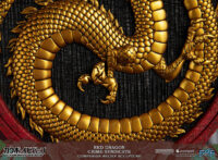 Descubre el apasionante mundo de Escultura Red Dragon Crime Syndicate.