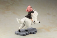 Descubre el apasionante mundo de Estatua Anya y Bond Forger Bonus Edition.