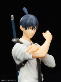 Descubre el apasionante mundo de Estatua Chainsaw Man Aki Hayakawa.