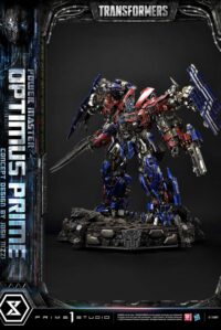 Descubre el apasionante mundo de Estatua Powermaster Optimus Prime by Josh Nizzi.