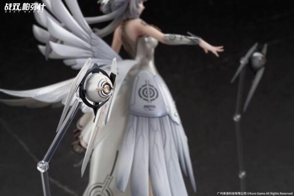 Descubre el apasionante mundo de Estatua Punishing Gray Raven Liv Woven.