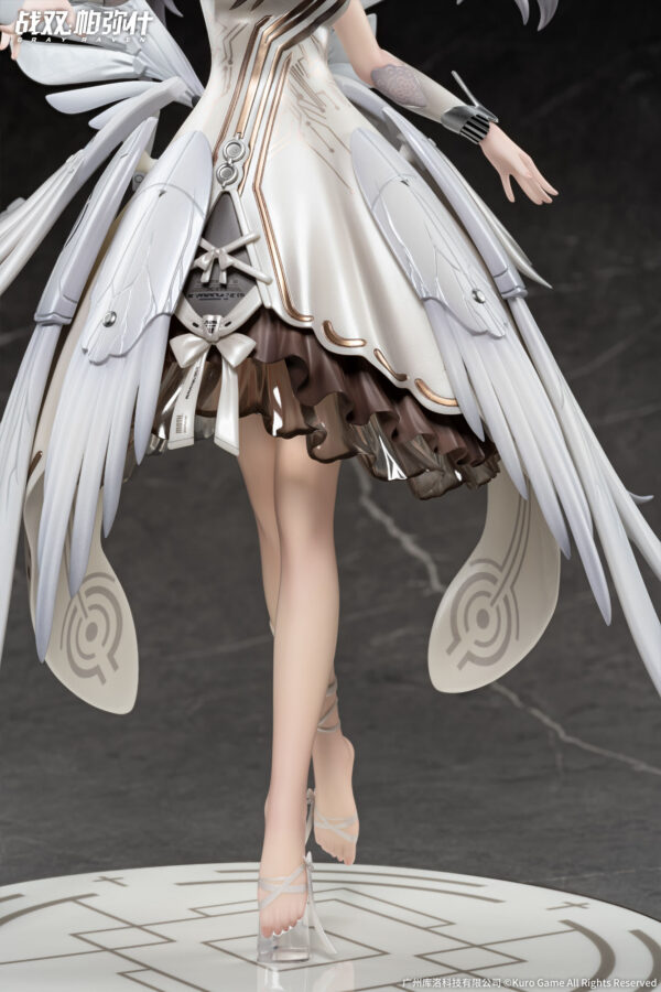 Descubre el apasionante mundo de Estatua Punishing Gray Raven Liv Woven.