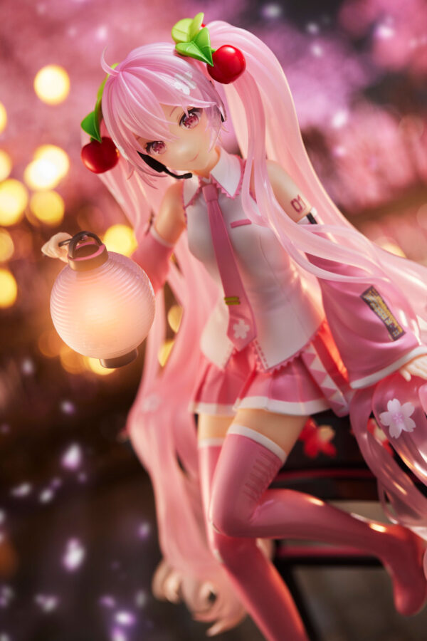 Descubre el apasionante mundo de Estatua Sakura Miku Sakura Lantern.
