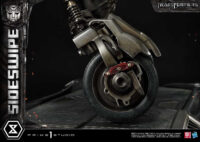 Descubre el apasionante mundo de Estatua Sideswipe Deluxe Bonus Version.