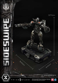 Descubre el apasionante mundo de Estatua Transformers Sideswipe 57 cm.